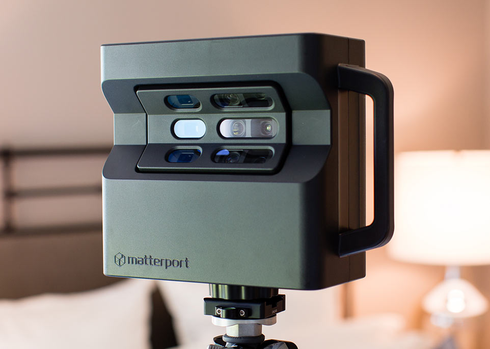 Matterport-Pro2-Camera-in-Bedroom